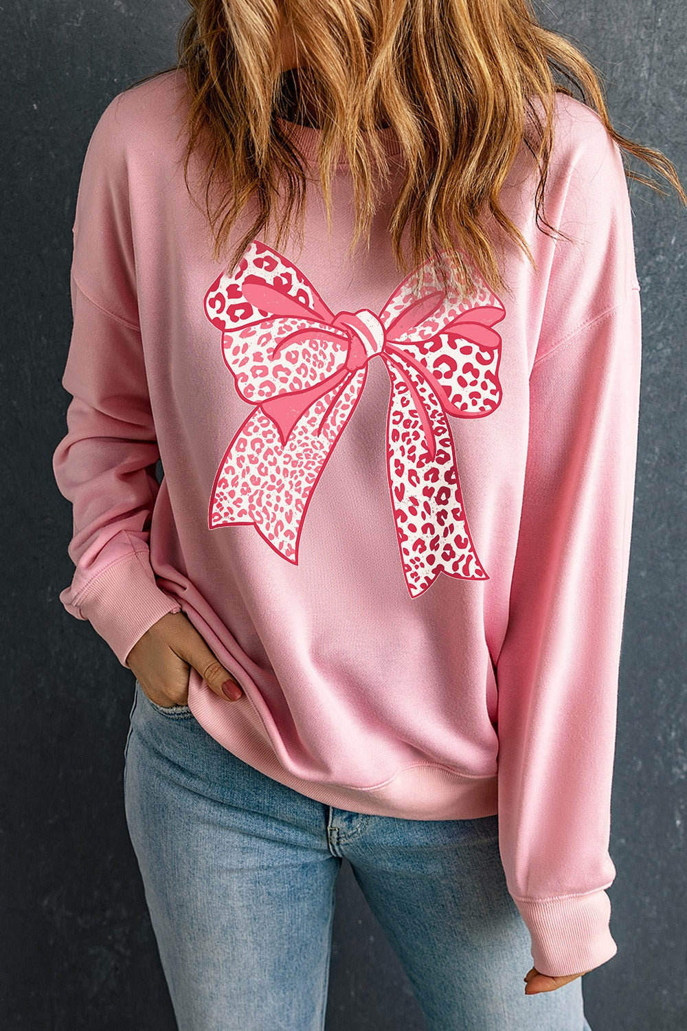 Bow Graphic Round Neck Long Sleeve Sweatshirt