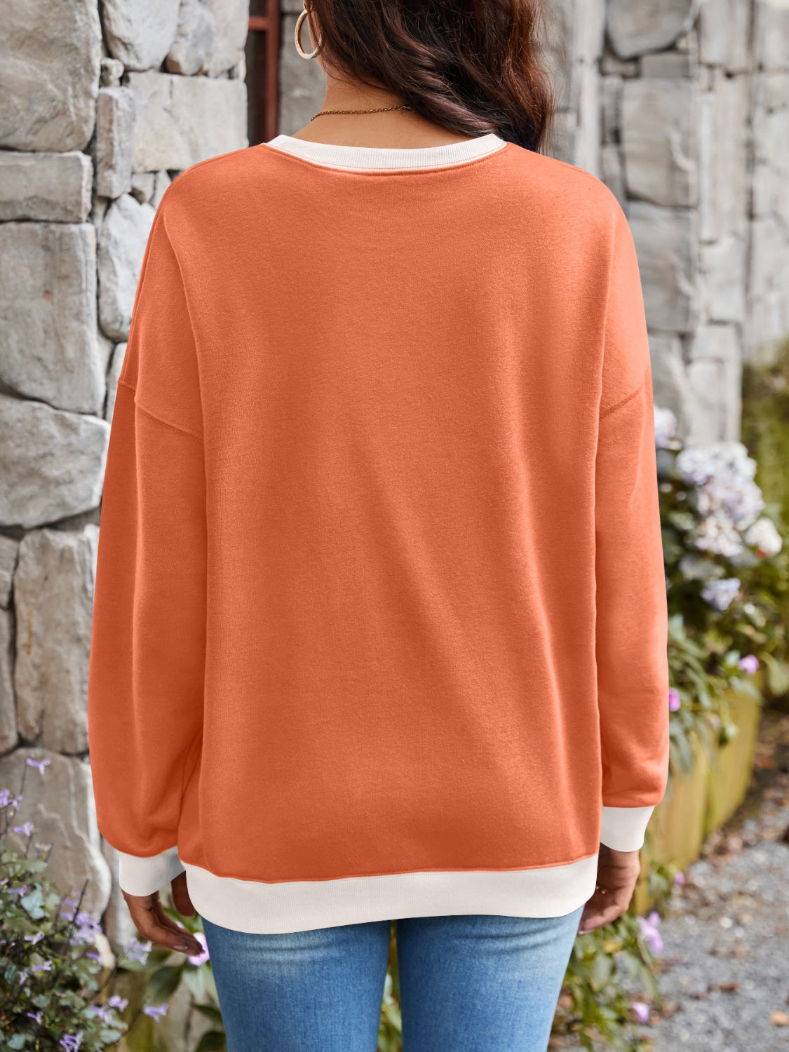 Lovelet Contrast Round Neck Long Sleeve Sweatshirt