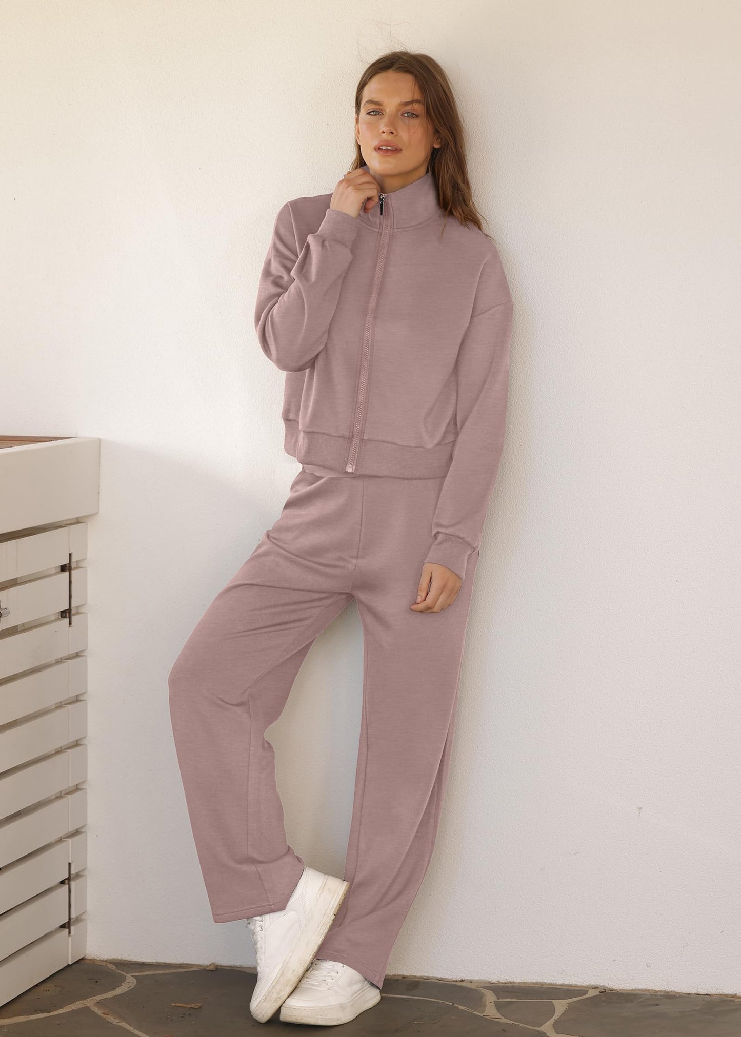 XIEERDUO Lounge Sets for Women 2024 Sweatsuit 2 Piece Outfits Sweatshirt Wide Leg Sweatpant Tracksuit Matching Set