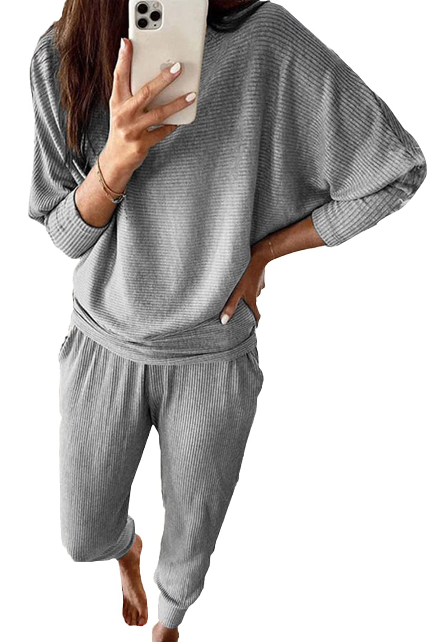 PRETTYGARDEN Women's Fall Fashion Outfits 2 Piece Sweatsuit Solid Color Long Sleeve Pullover Long Pants Lounge Set