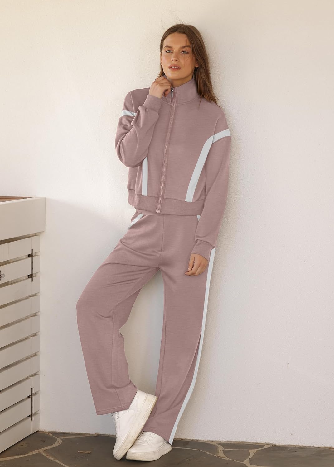 XIEERDUO Lounge Sets for Women 2024 Sweatsuit 2 Piece Outfits Sweatshirt Wide Leg Sweatpant Tracksuit Matching Set