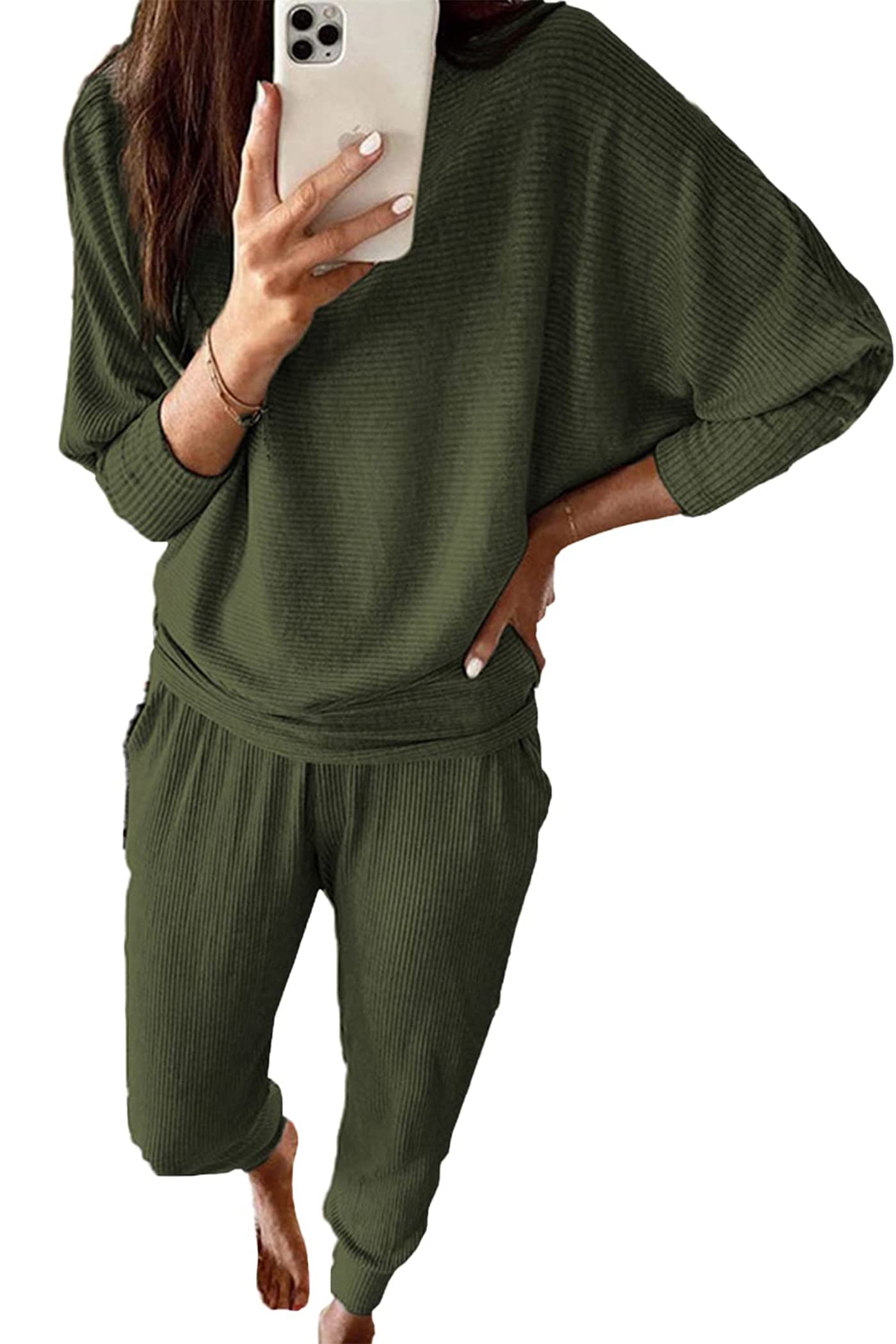 PRETTYGARDEN Women's Fall Fashion Outfits 2 Piece Sweatsuit Solid Color Long Sleeve Pullover Long Pants Lounge Set