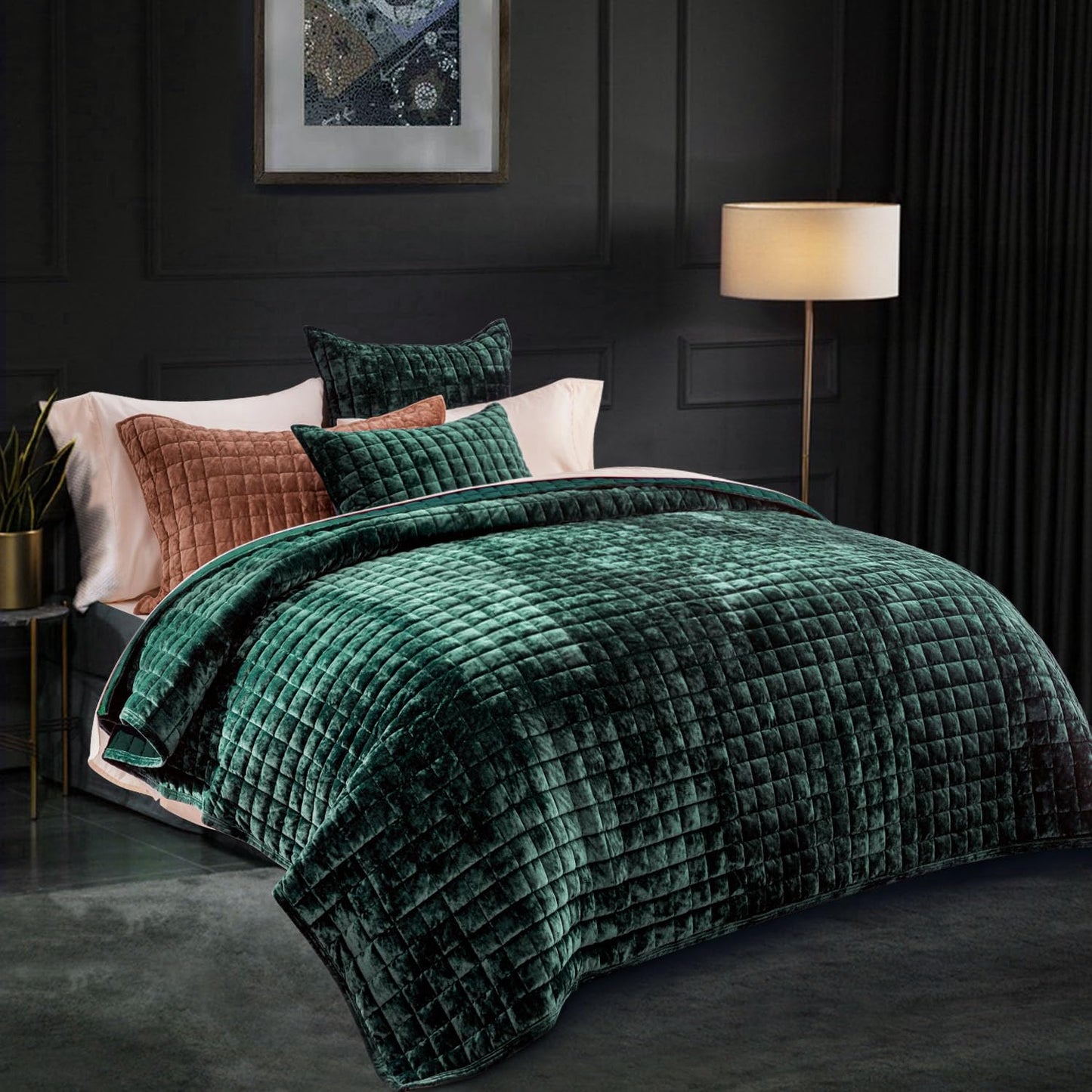 RECYCO Luxury Velvet Quilt King Size, Ultra Soft Velvet Bedding Sets, Lightweight Quilted Velvet Comforter Set, Channel Stitch Oversized Bedspread Coverlet with 2 Pillow Shams, Emerald Green