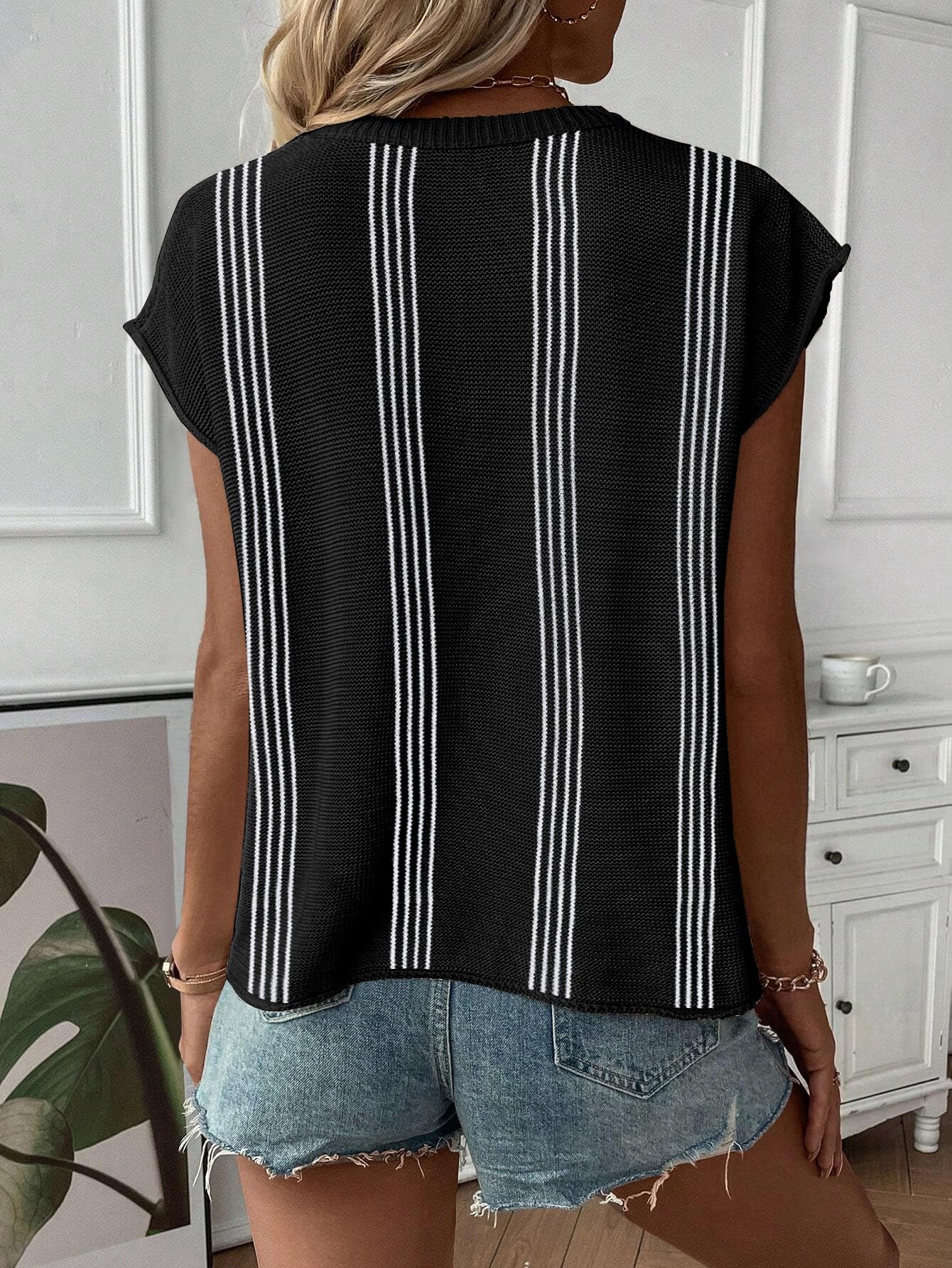 SAUKOLE Women's Sleeveless Sweater Vest Casual V Neck Cap Sleeve Knit Pullover Tank Tops 2024 Spring Clothes