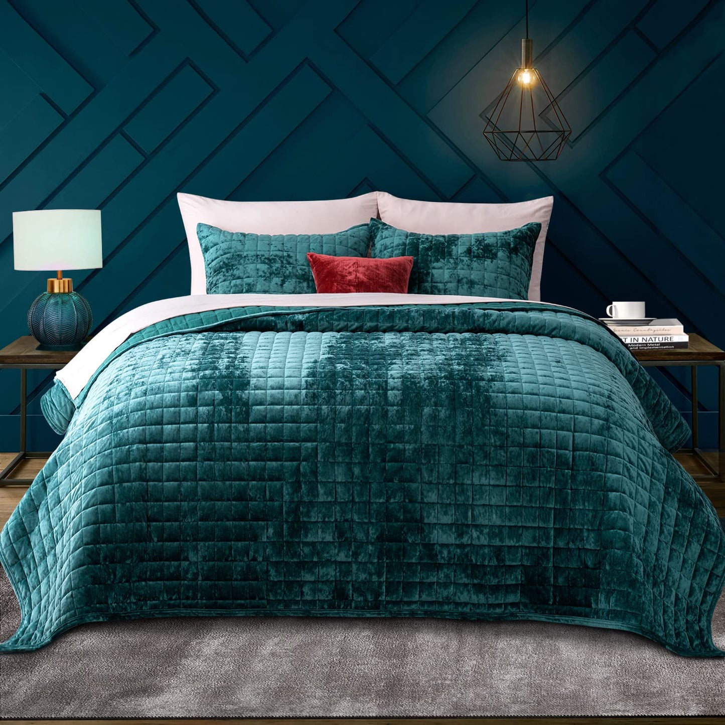 RECYCO Luxury Velvet Quilt King Size, Ultra Soft Velvet Bedding Sets, Lightweight Quilted Velvet Comforter Set, Channel Stitch Oversized Bedspread Coverlet with 2 Pillow Shams, Emerald Green